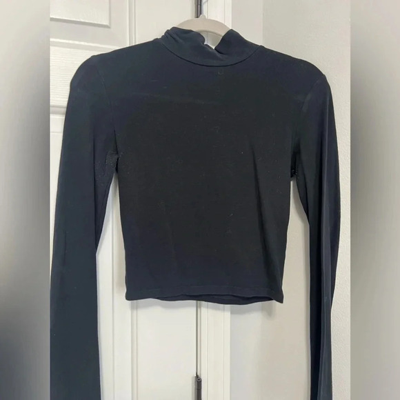 BLACK TOPSHOP crop top - Picture 2 of 3